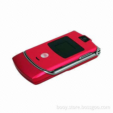 Quad-band mobile phone, weighs 3.35oz